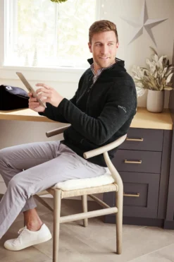 OUTLET-Eddie Bauer Sweater Fleece Full Zip 13 OUTLET-Eddie Bauer Sweater Fleece Full Zip -Thread Logic Store 92002 Black Multi Model Lifestyle HGG 2 scaled