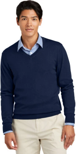 Brooks Brothers Washable Merino V-Neck Sweater 26 Brooks Brothers Washable Merino V-Neck Sweater -Thread Logic Store BB18410 navyblazer model front