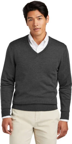 Brooks Brothers Washable Merino V-Neck Sweater 34 Brooks Brothers Washable Merino V-Neck Sweater -Thread Logic Store BB18410 windsorgreyheather model front