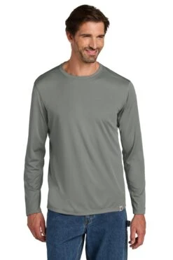 Carhartt Force Sun Defender Long Sleeve T-Shirt -Thread Logic Store CT106972 asphaltgrey model front 589b8833 e092 4897 a4d7 ef7b6d1bdb81