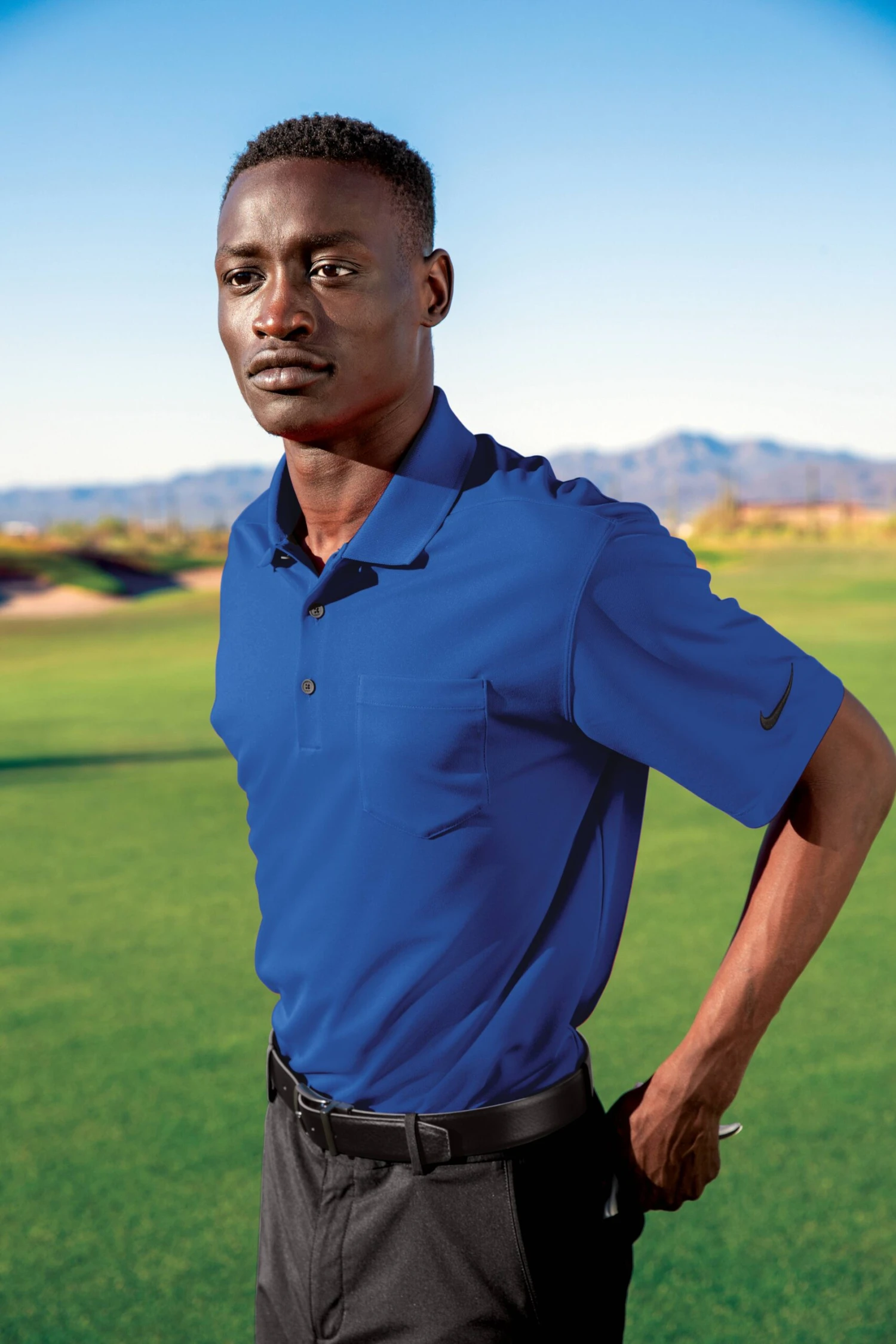 NIKE Dri-FIT Micro Pique 2.0 Pocket Polo 2 NIKE Dri-FIT Micro Pique 2.0 Pocket Polo - Image 2