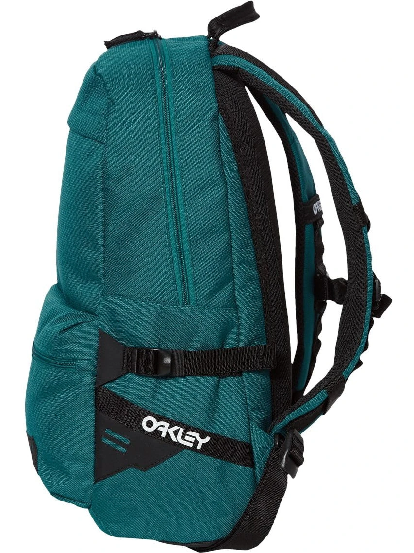 Oakley 20L Street Backpack 13 Oakley 20L Street Backpack - Image 13