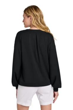 OUTLET-TravisMathew Ladies Long Weekend V-Neck -Thread Logic Store TM1LD009 black model back